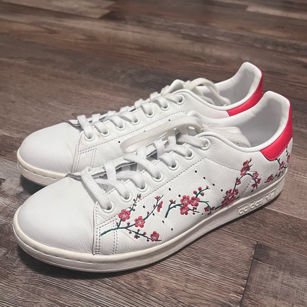 Adidas Stan Smith white & pink cherry blossom trainers